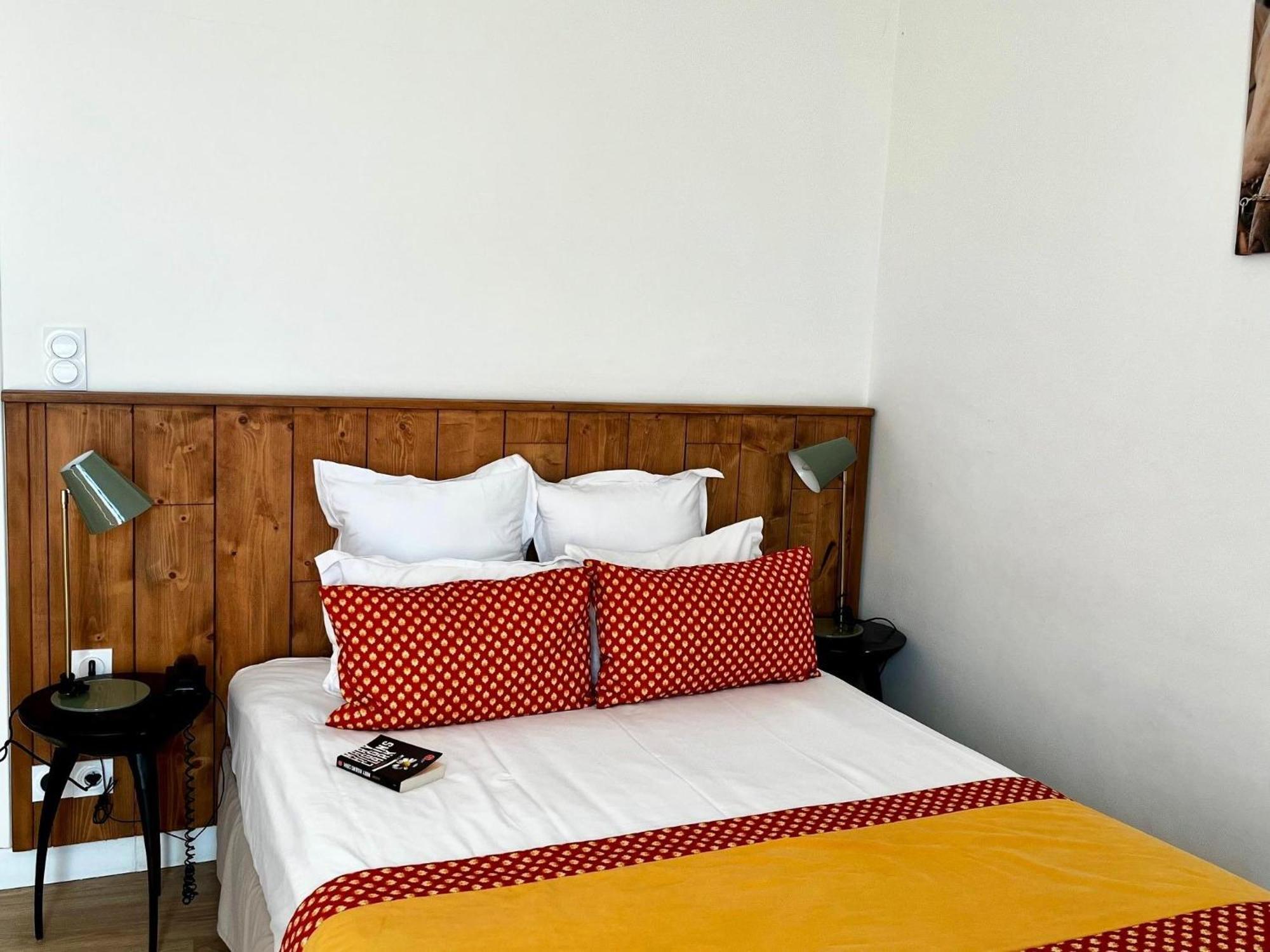Hotel Saint Louis Aigues-Mortes Exterior photo
